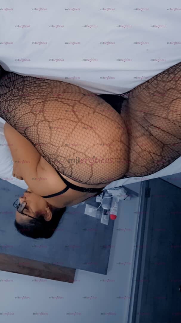 FOTOS DE ME ENCANTA SATISFACER FETICHES Y MORBOS. NO SOY RELOJERA