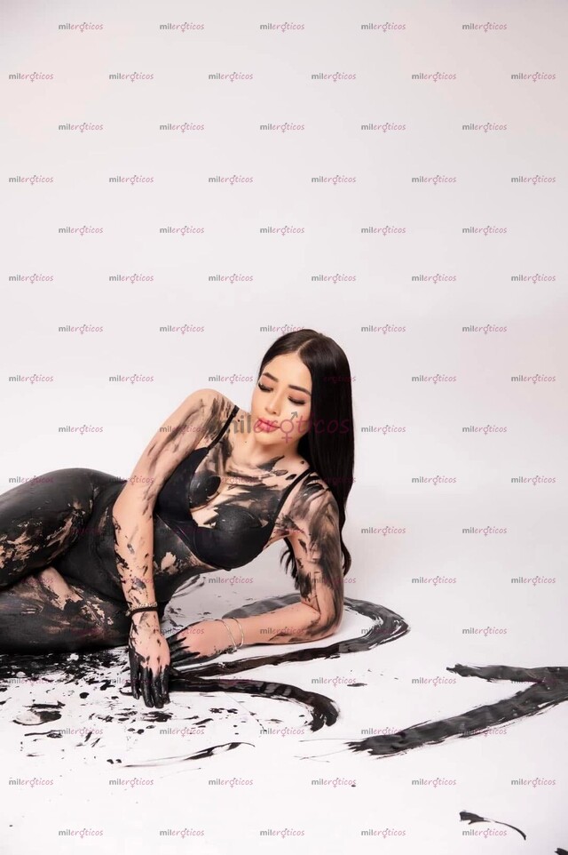FOTOS DE NO SOLO ES SER BONITA Y ESTAR BUENISIMA ES SER ATENTA CARIÑOSA Y MUY CALIENTE QU