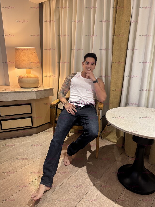 FOTOS DE PERUANO ACTIVO MACHO DOMINANTE EXTANJERO GUAPO Y VERGON 20 CM. COMPLACIENTE