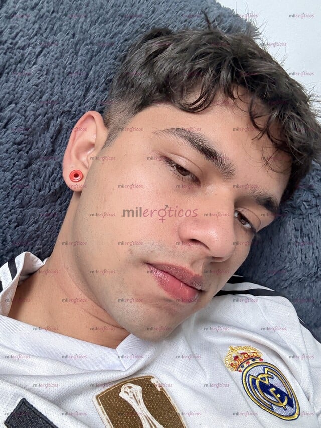 FOTOS DE HAGO VIDEOLLAMADAS HOT O YA SI REQUIERES OTROS SERVICIOS ESCRÍBEME