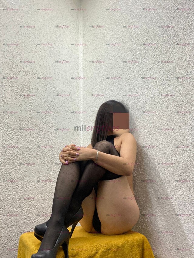 FOTOS DE JOVENCITA UNIVERSITARIA PETTIT MOJADITA,CACHONDONA,MANOS DE SEDA, LLÁMAME.!!
