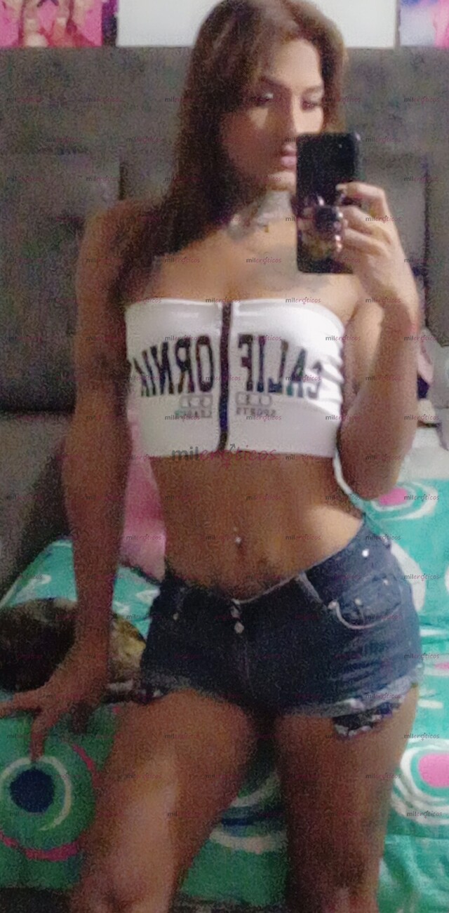 FOTOS DE VALENTINA ZAPATA HERMOSA MORENA NUEVA EN LA CIUDAD