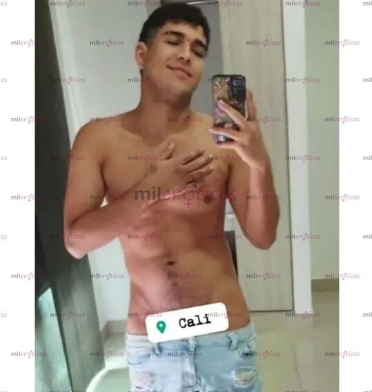 FOTOS DE LLANERO HOT 21 CM GRUESO DE MENTE ABIERTA Y ATIENDO PAREJAS