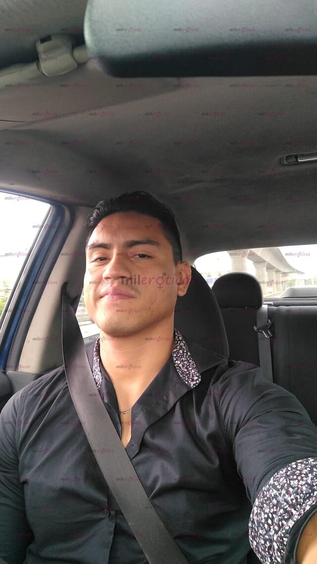FOTOS DE ATENTO AVENTURERO JOVIAL BUEN CARÁCTER SOLDADOR MASAJISTA PROFESIONAL LO QUIERAS
