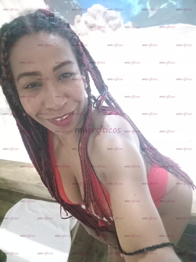 FOTOS DE CHARLOT NEGRITA MADURA COMPLACIENTE TRIPLATO