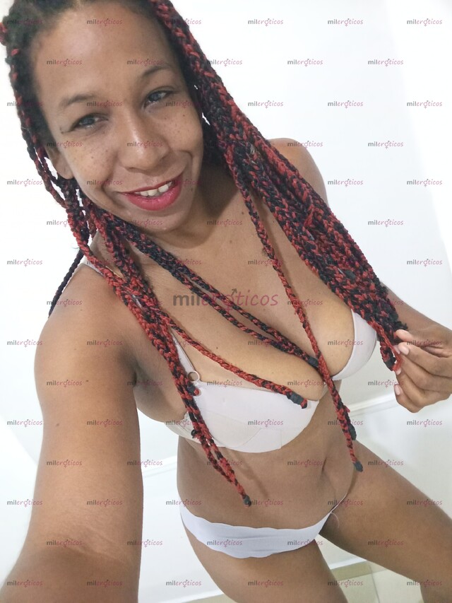 FOTOS DE CHARLOT NEGRITA MADURA COMPLACIENTE TRIPLATO