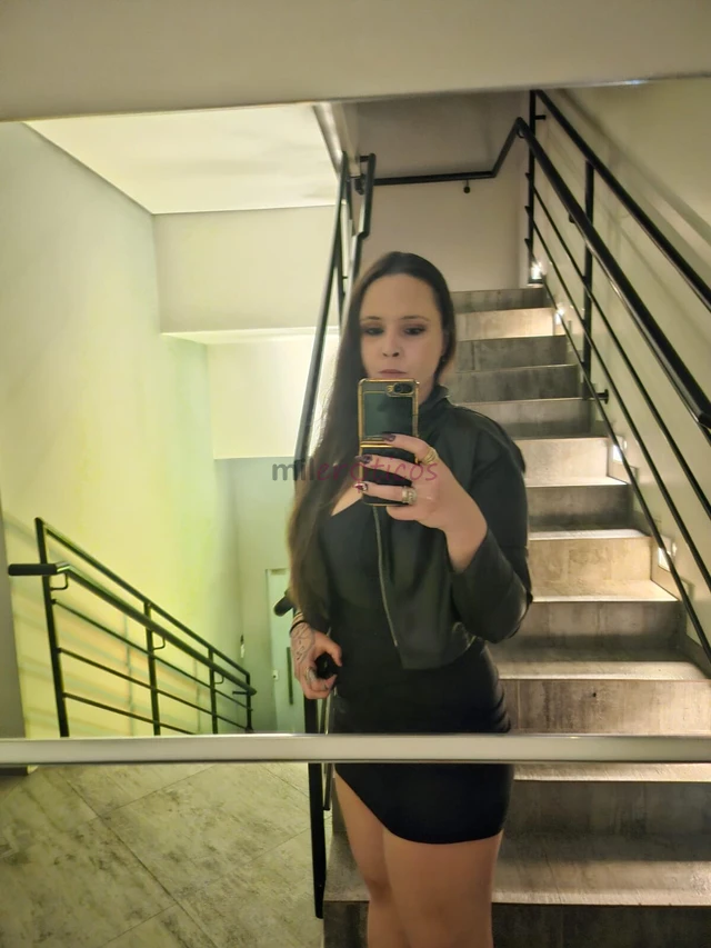 Oi amores prazer sou carinhosa e delicada adoro explorar o prazer juntos e proporcionar momentos de muito prazer e cheio de sensualidade sempre com re...