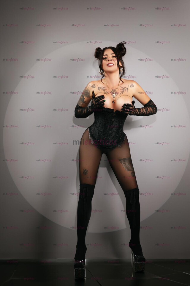 FOTOS DE SOLO VENTA DE CONTENIDO MIS AMOR IVONNYREII INSTAGRAM