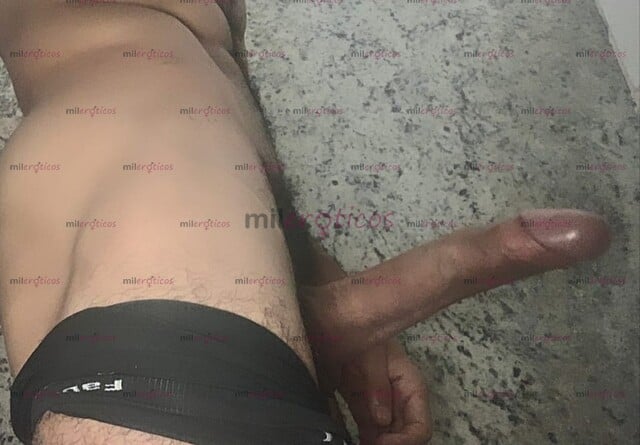FOTOS DE DEMONIO SEXUAL QUE SIEMPRE PROPONE CON CULO LAMPIÑO APRETADITO CON GANAS A MÁS