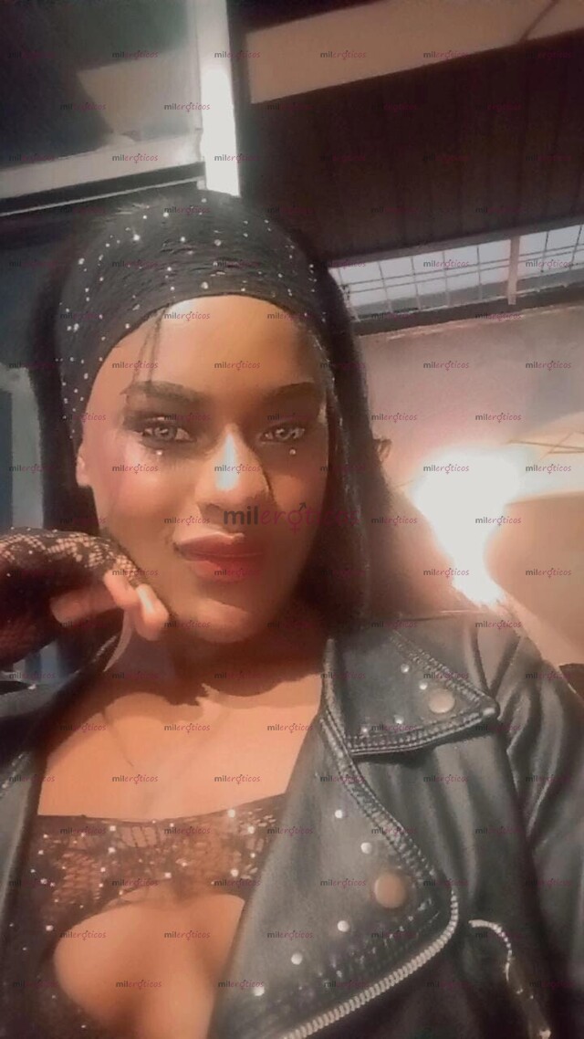 FOTOS DE CAMERON SWEET PERFIL VIP 18 AÑOS MORENA ARDIENTE