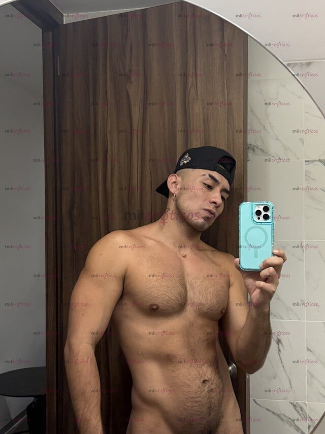FOTOS DE CHACAL VARONIL CON RICO CULO Y VERGA, TE HARE PASAR UN MOMENTO SUPER RICO
