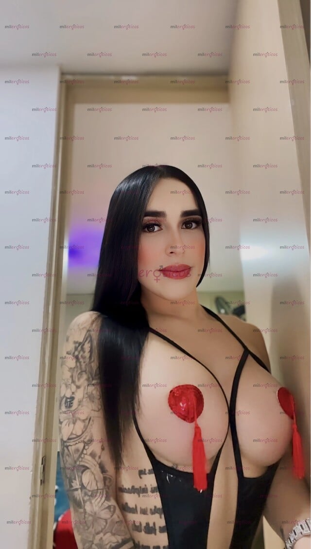 FOTOS DE ALEXANDRA HERMOSA FLAQUITA MUY FEMENINA Y COMPLACIENTE