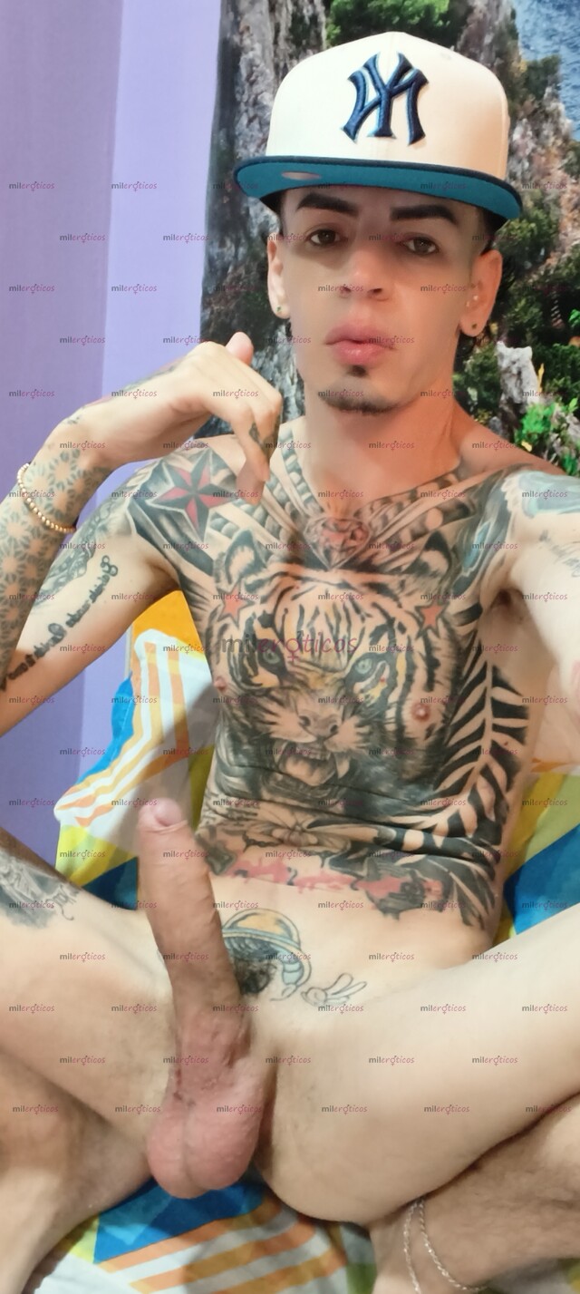 FOTOS DE FLACO BLANCO TATUADO ACTIVO VERGON MORBOSO