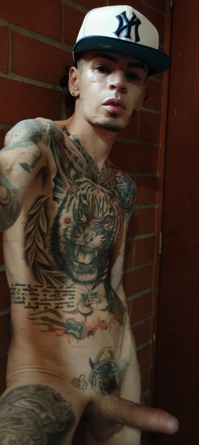 FOTOS DE FLACO BLANCO TATUADO ACTIVO VERGON MORBOSO