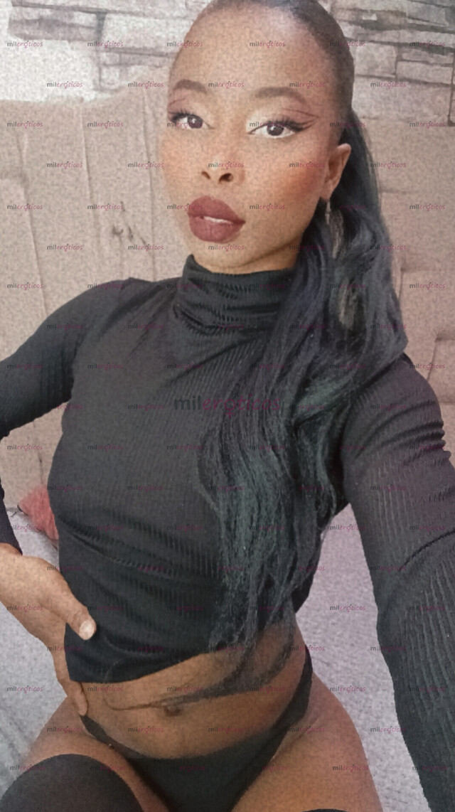 FOTOS DE CHICA NEGRA, DE MENTE ABIERTA, MUY ARDIENTE Y COMPLACIENTE