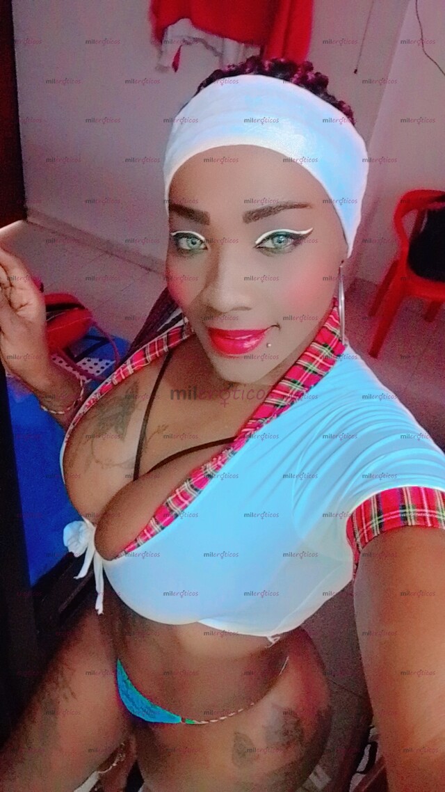 FOTOS DE NEGRA GANOSA DE COMERME UNA VERGA BIEN RICA QUE ME LLENE EL CULO DE LECHE