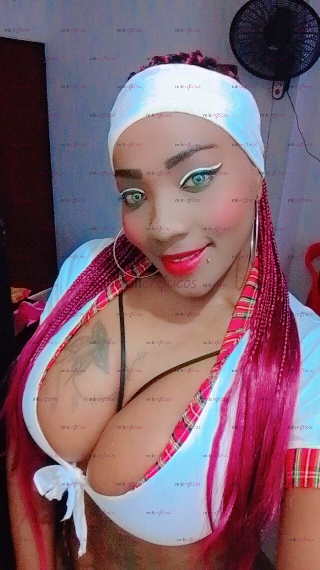 FOTOS DE NEGRA GANOSA DE COMERME UNA VERGA BIEN RICA QUE ME LLENE EL CULO DE LECHE