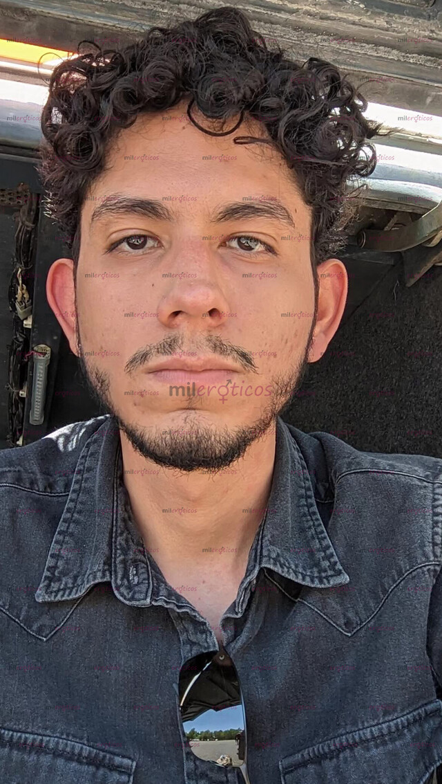 FOTOS DE CHICO 28 AÑOS, RELAJADO, VARONIL Y COMPLACIENTE PARA TI