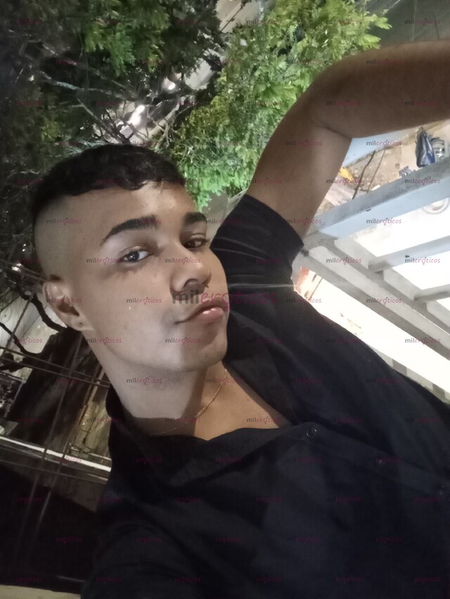 FOTOS DE CALEÑO 21 AÑOS 21 CM DE PLACER, NALGÓN Y VERSÁTIL