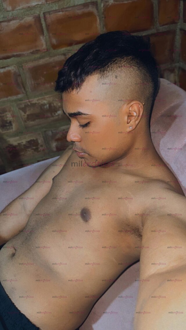 FOTOS DE CALEÑO 21 AÑOS 21 CM DE PLACER, NALGÓN Y VERSÁTIL