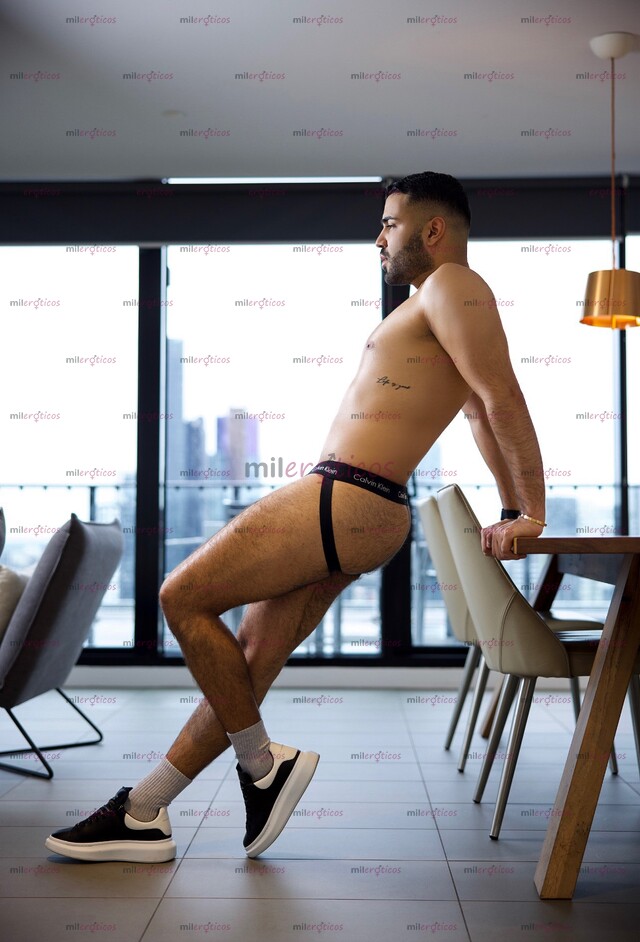 FOTOS DE ESCORT GAY SEXY Y EXCLUSIVO ABIERTO A NUEVAS EXPERIENCIAS