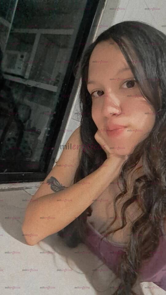 FOTOS DE HERMOSA BLANQUITA CON GANAS DE VERTE ACABAR MIENTRAS ME MASTURBO PARA TI