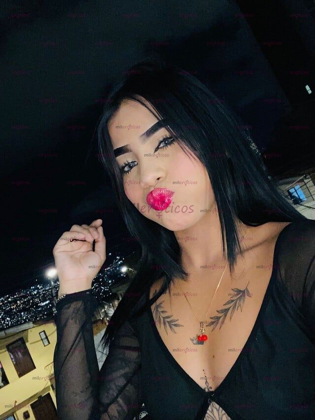 FOTOS DE SOY SAMMY, UNA CHICA EXTROVERTIDA, AMO EXPERIMENTAR Y DISFRUTAR DE UN BUEN SEXO