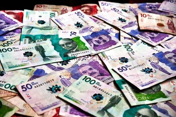 FOTOS DE TRABAJO SI HAY EN BOGOTA, MEDELLIN O BARRANQUILLA, NGRESOS ALTOS, DAMOS VIVIENDA