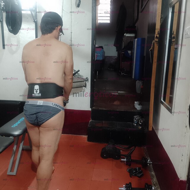 FOTOS DE MASAJISTA VETERANO PASIVO 61 AÑOS APARTA ESTUDIO PRIVADO MEDELLÍN