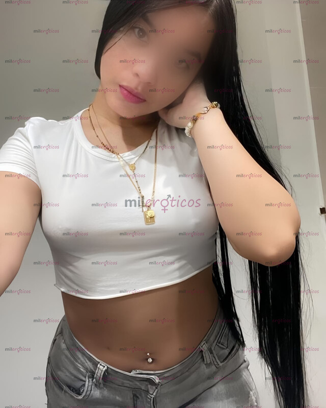FOTOS DE SARA BONITA PUTITA JOVEN , ESTOY BIEN APRETADITA HAGO SQUIRT