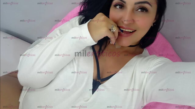 FOTOS DE MILF CALIENTE CON CULO GRANDE Y APRETADITO LISTO PARA TI... VEN A FÓLLARME
