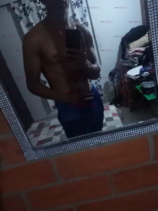 FOTOS DE HOLA SOY SAMUEL BENGO A CUMPLIR TUS FANTACIAS SOLO ATIENDO MUJERES