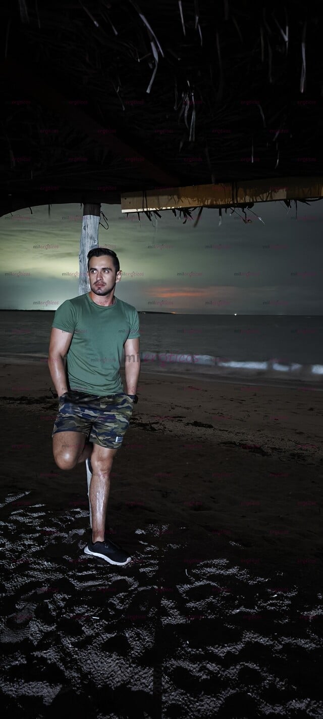 FOTOS DE LA VERGA MÁS GRUESA Y RICA DEL PAÍS SOLO PARA TÍ.