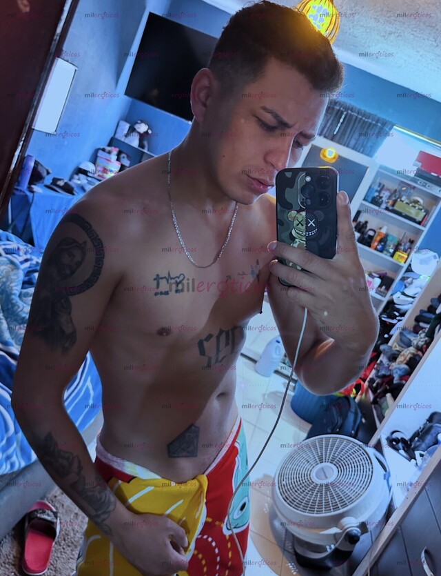 FOTOS DE CHACALITO DOMINANTE Y COMPLACIENTE DE CDMX