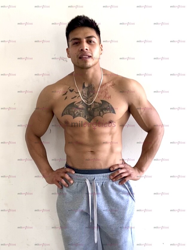 FOTOS DE HOLAA SOY AXEL SOY Y SOY ATLÉTICO, CALIENTE Y SONRIENTE PODEMOS PASARLA DELI