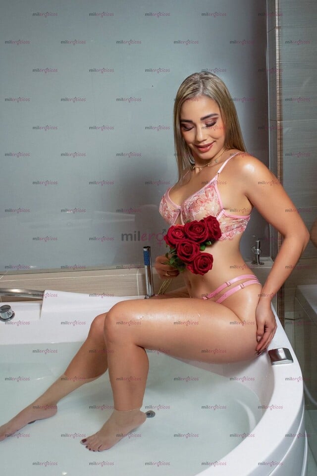 FOTOS DE HOLA AMOR SOY ISA MONITA HERMOSA CON UN ROSTRO ESPECTACULAR (PINK)