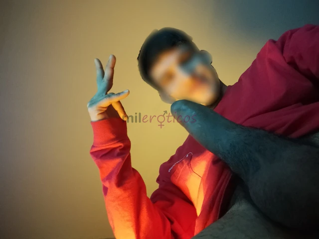 Colombiano en chile complaciendotesexo y placer sin limites todo lo que sonaste tener en la cama para cumplir tus fantasias y deseos sonados solo debe...