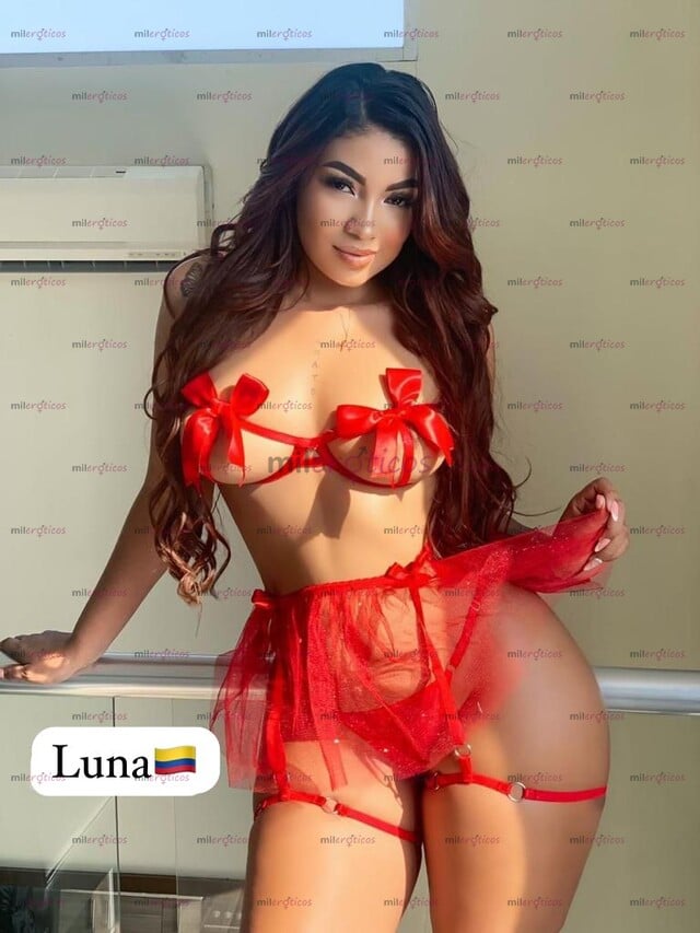 FOTOS DE SAL DE LA RUTINA CONMIGO TE LLEVARE A VER LAS ESTRELLAS CON UNA MAMADA