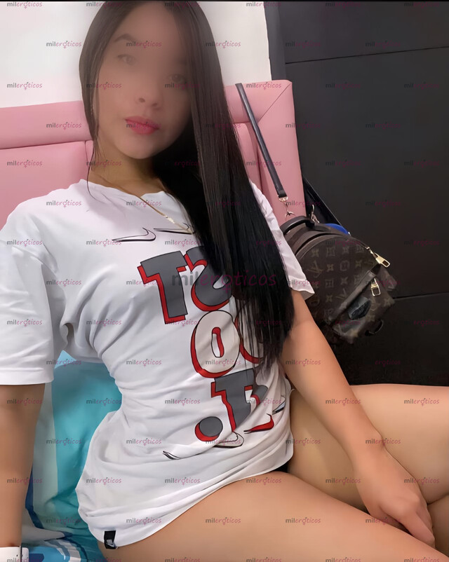 FOTOS DE PAPI TENGO 20 AÑOS Y ESTOY DISPONIBLE , TRIOS , PAREJAS , VIRTUAL