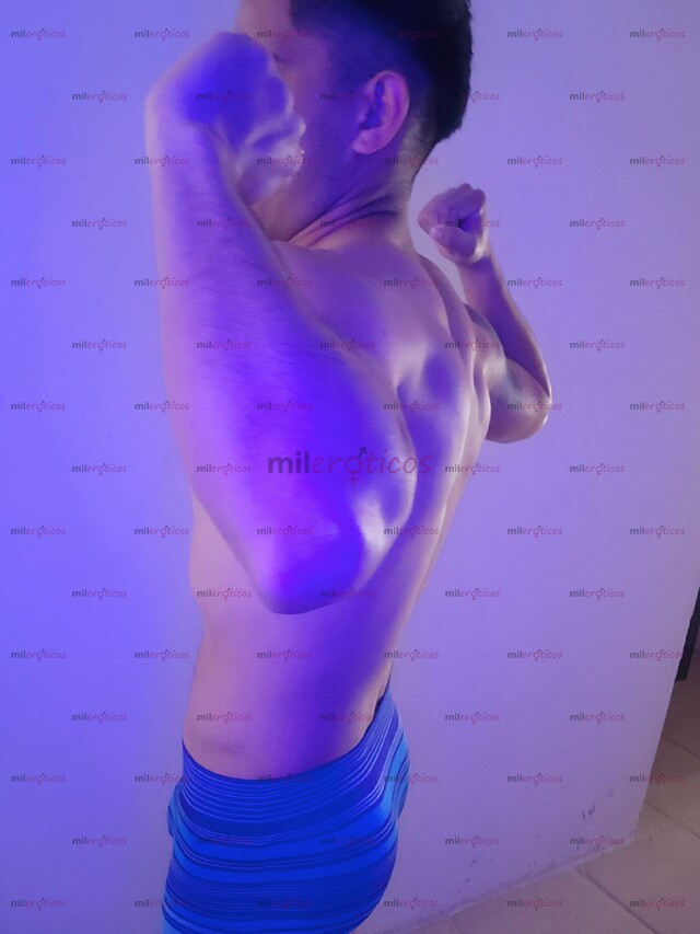 FOTOS DE JOVEN DEPORTISTA EN BOGOTA MASAJISTA Y MAS