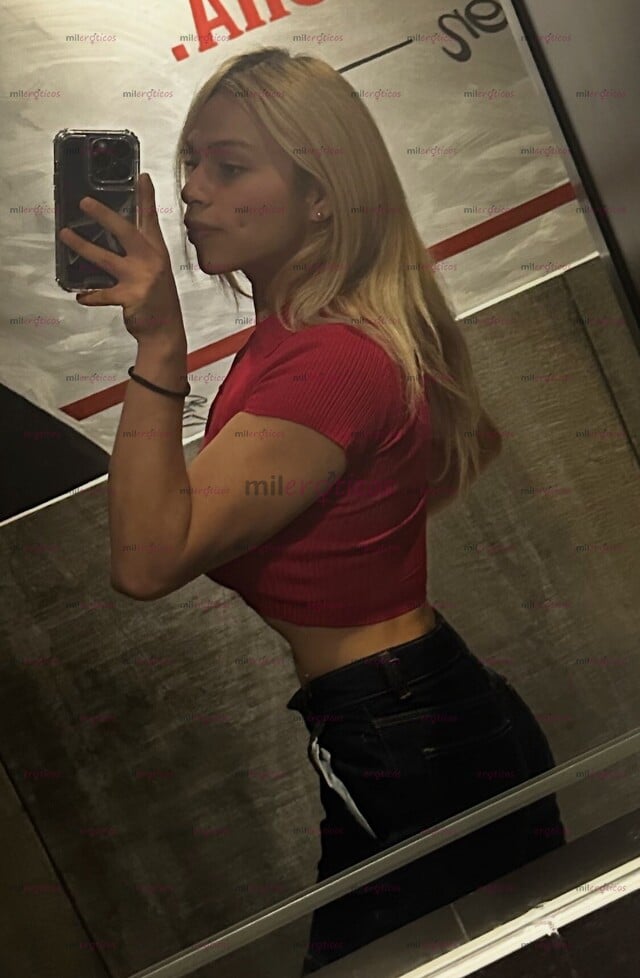 FOTOS DE CON GANAS DE PASARLA RICO SOY UNA CHICA TRANS FLAQUITA RUBIA