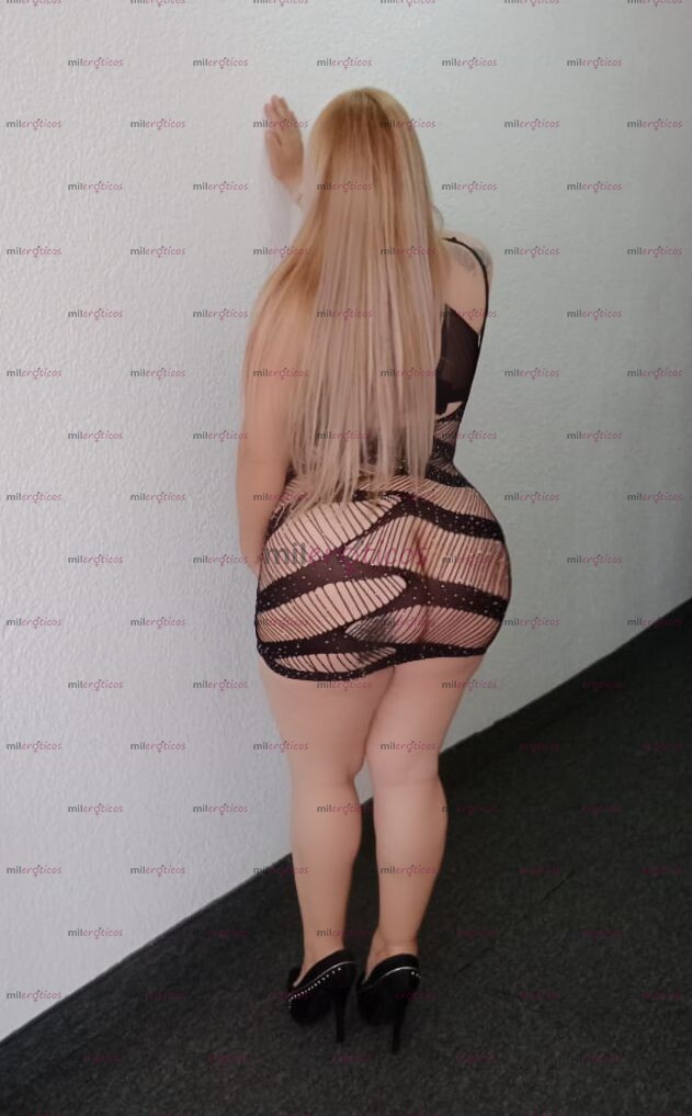 FOTOS DE CHICHONA APRETADITA $500!!! RUBIA COLOMBIANA!!! DE CULO Y TETAS GRANDES