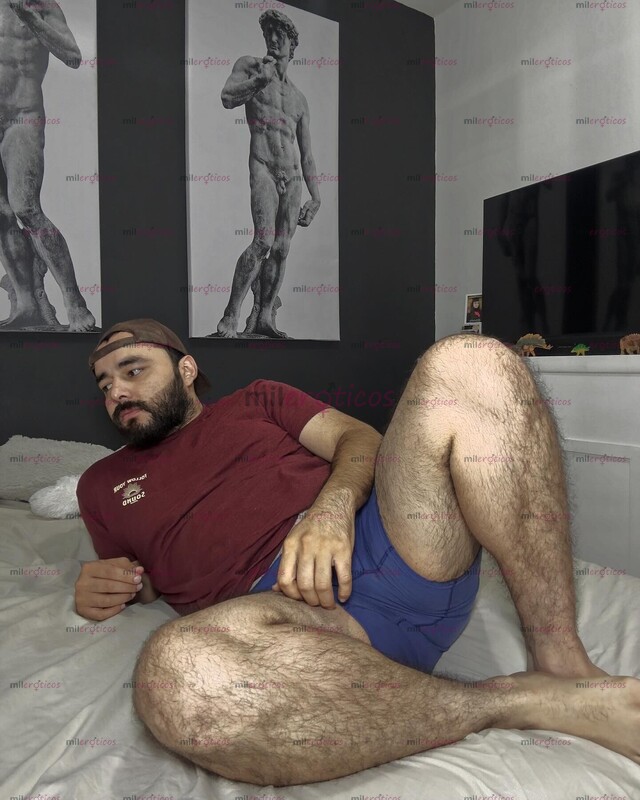 FOTOS DE BARBON VERGA GRUESA, CULO DE MACHO, PELUDO, MUY LIMPIO Y JALADOR