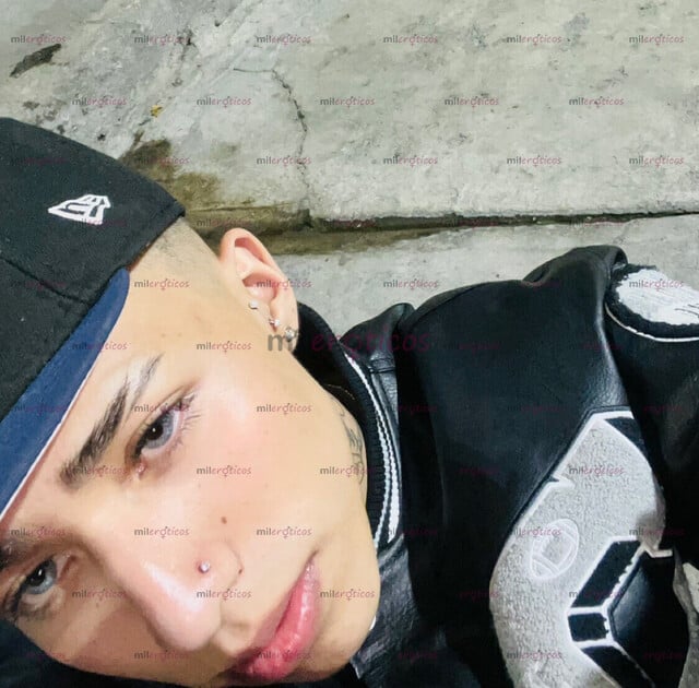 FOTOS DE HOLA MI NOMBRE ES JESÚS Y SI TE GUSTARÍA PASARLA RICO CON ALGUIEN AQUÍ ME TIENES