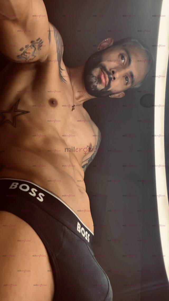 FOTOS DE MAXIMILIANO MACHO MODELO TATUADO EXCLUSIVO VERGON FIESTERO 21CM VIP CANCUN