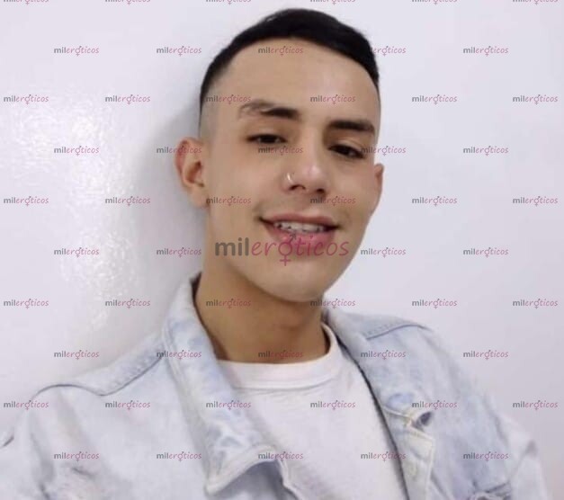 FOTOS DE VERSÁTIL DE 23 AÑOS CON SITIO, A DOMICILIO O SHOWS VIRTUALES