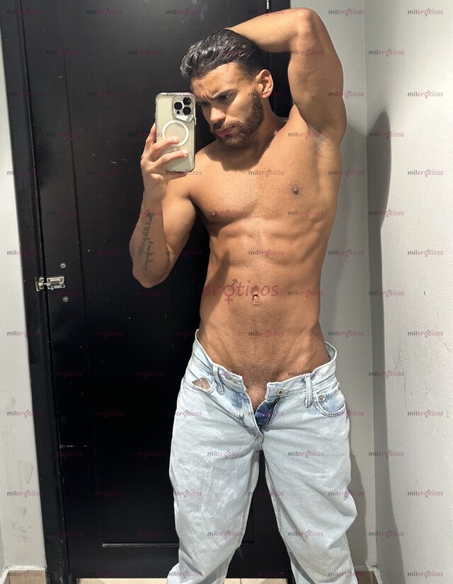 FOTOS DE CHICO VERSÁTIL CON GRAN TRASERO ,DIVERTIDO , MORBOSO ,PERVERTIDO Y CALIENTE