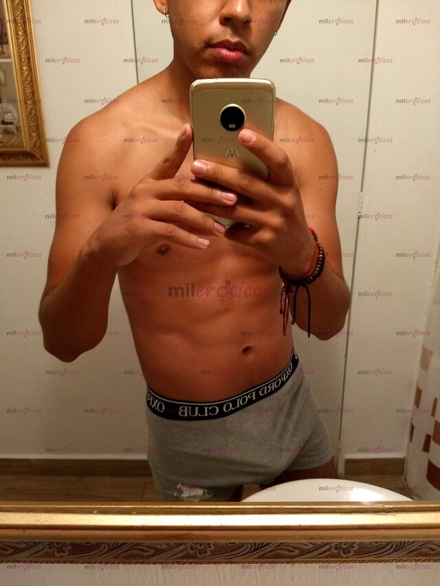 FOTOS DE DAN, MORENO CACHONDO, NUEVO EN EL AMBIENTE