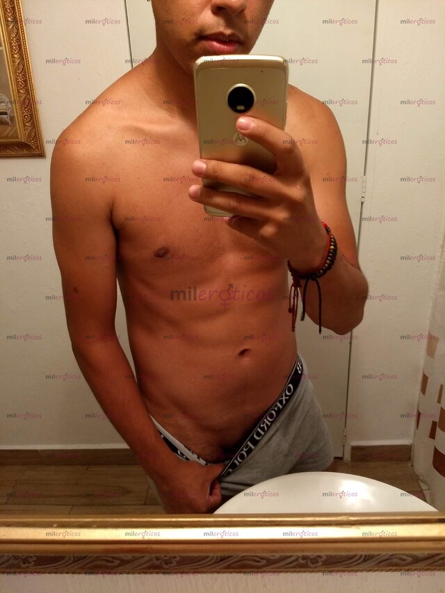 FOTOS DE DAN, MORENO CACHONDO, NUEVO EN EL AMBIENTE