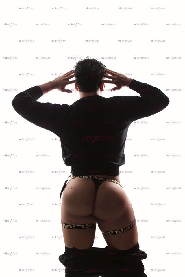 FOTOS DE 100% REAL DE VISITA! DISFRUTA DE UN CULOTE RICO PARA REBOTAR EN TU VERGA!